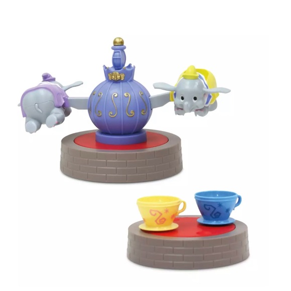 Disney Cinderella Castle Light-Up Play Set – Walt Disney World 50th Anniversary - Picture 5 of 11